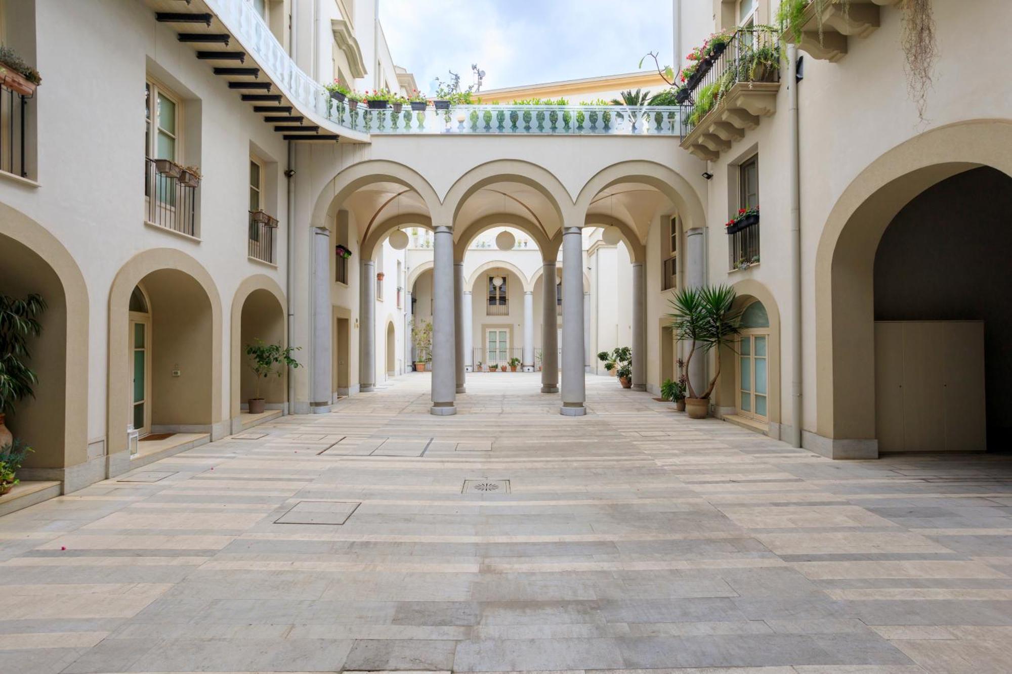 Tomasi Apartment Palermo Exteriör bild